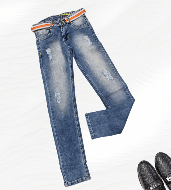 Smartly Torn Pattern for boys jeans in shade of lighter blue