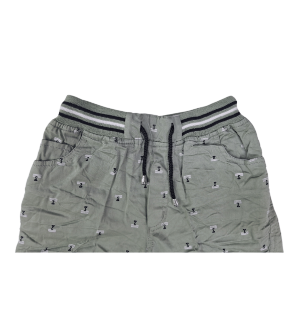 Super Comfy Summer Shorts for Kids in Cotton Green Color  L - Image 4